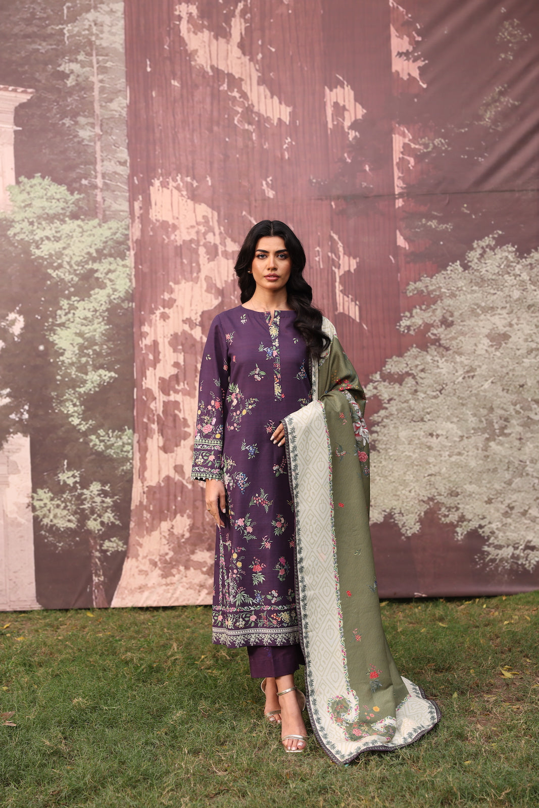 UN3PC-FRW2586 - chinoiserie - premium 3-Piece suit